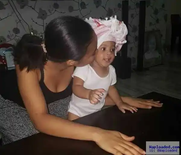 Cute photo Anna Ebiere & her adorable daughter Sophia